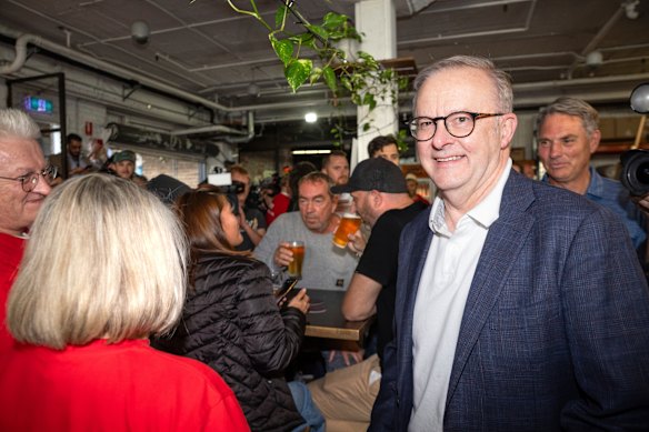Albanese and Marles swung by Willie the Boatman brewery in St Peters.