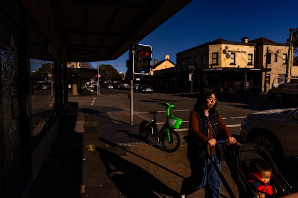 Daily life around Botany Road.
