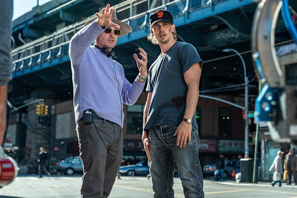 Darren Aronofsky directs his leading man on location.