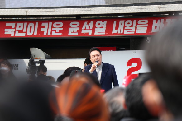 South Korean presidential candidate Yoon Suk-yeol takes part in an election rally in Anyang ahead of Wednesday’s vote.