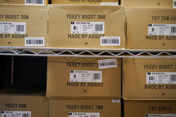 Adidas has a $1.9-billion white elephant on its hands in the form of thousands of pairs of Yeezy sneakers.