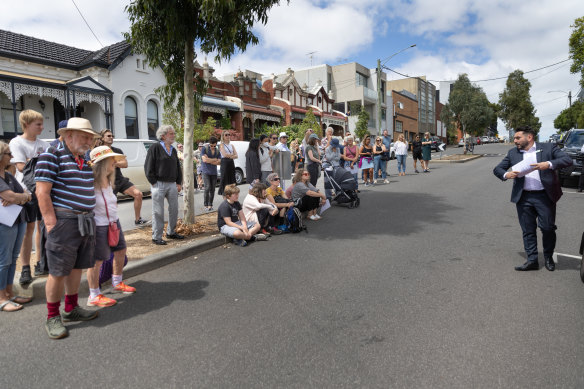 The auction at 41 Lothian Street, North Melbourne drew a modest crowd. 
