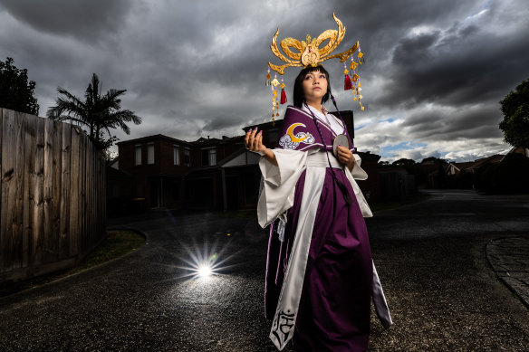 Cosplayer Yen Fung as Princess Tomoyo from the anime series Tsubasa: Reservoir Chronicle