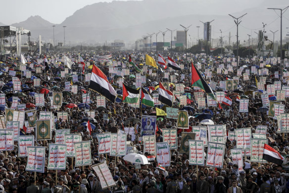 Houthi supporters attend an anti-Israel rally in Sanaa, Yemen, on Friday.