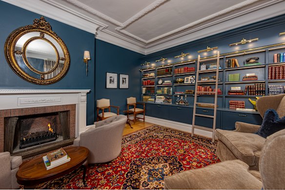 A Biblioteca Claremont Safari.