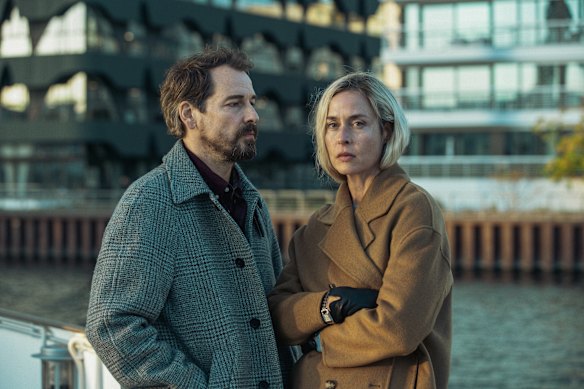 Susanne Wolff and Felix Kramer in Unfamiliar.