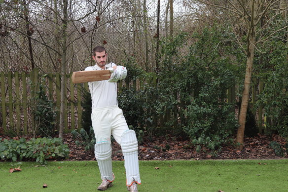 Co-author of the paper Ben Tinkler-Davies tries out a bat made from bamboo.