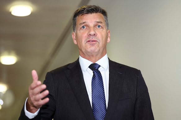 Opposition Leader lists two family trusts on his register of interests. 