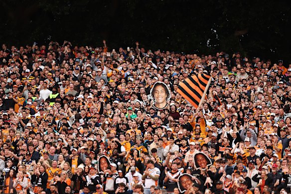 Fans at Leichhardt Oval on Sunday.