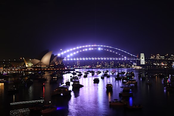 A tribute to the victims of the Bondi terror attack is displayed on the Sydney Harbour bridge.