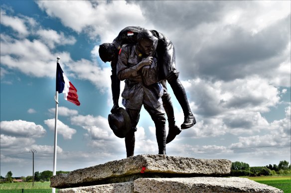 The Cobbers statue at Fromelles, France.