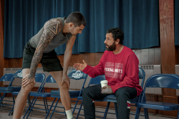 Juancho Hernangomez as Bo Cruz and Adam Sandler as Stanley Sugerman in Hustle.