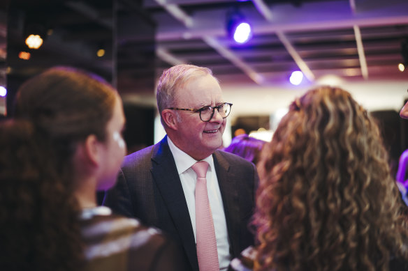 Prime Minister Anthony Albanese has found plenty of time to chat.