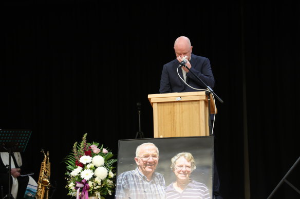 Simon Patterson pays tribute to his parents, Don and Gail Patterson, on Thursday.
