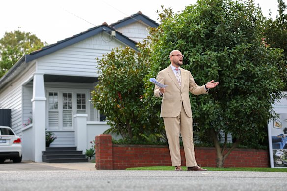 Inner suburbs are more challenging for first home buyers.