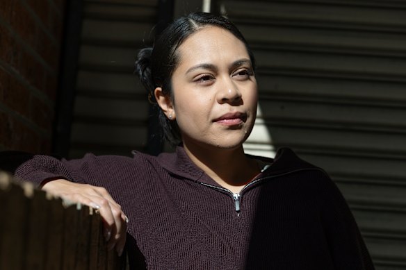 Elizabeth Funa had to leave her job after a cancer diagnosis.
