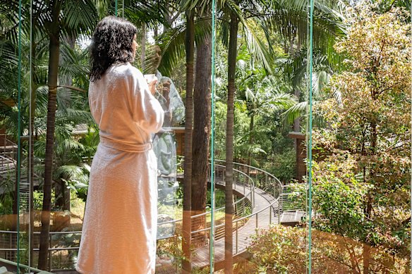 Gwinganna has the largest spa in the southern hemisphere.