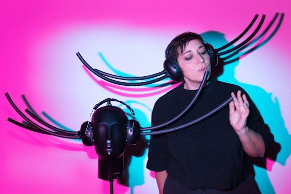 Aviva Endean’s Tactile Piece for Human Ears is a binaural soundscape shaped by wind currents, pipe tones and underwater vibrations.