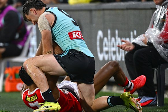 Zak Butters wrestles with Nasiah Wanganeen-Milera