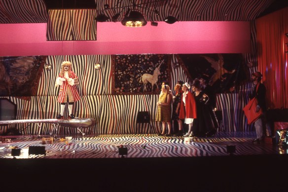 A scene from
Sydney Theatre Company’s Tartuffe, by Molière, in the Drama Theatre, 1997.