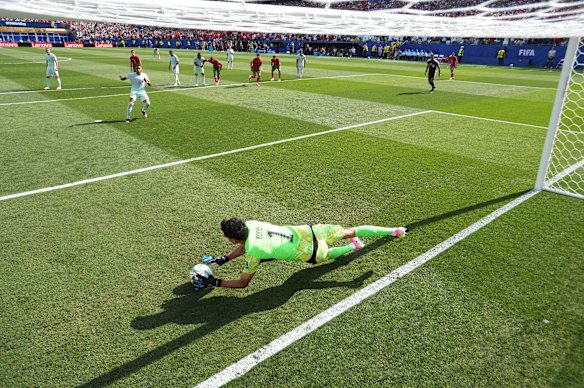 Too easy for Yassine Bounou.