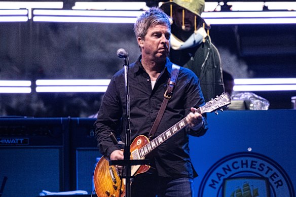 Noel Gallagher played guitar and sung with the casual cool of someone who knows the power of his tunes.