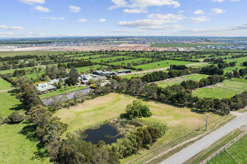 ‘Horsing heartland’: Merlin Park up for grabs for over $30m