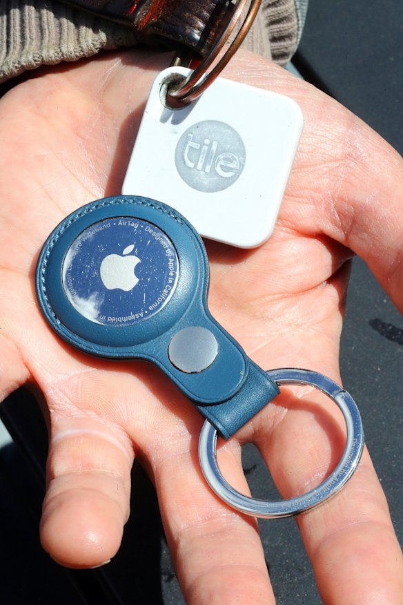 When using an older iPhone, AirTags work similarly to Tiles.