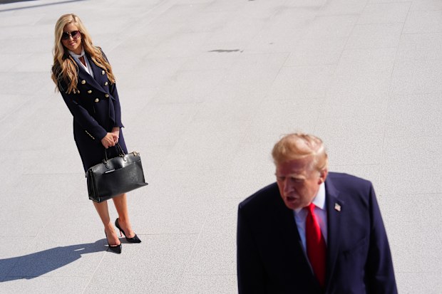 Başkan Donald Trump, yeni Beyaz Saray basın sekreteri Katie Zacharia'yı savundu.