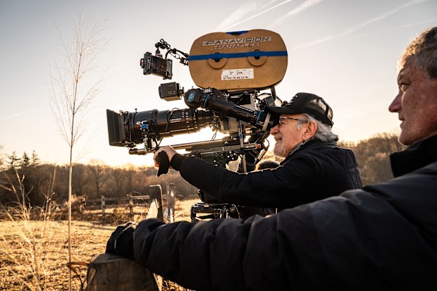 Director Steven Spielberg on the set of his film DISCLOSURE DAY.