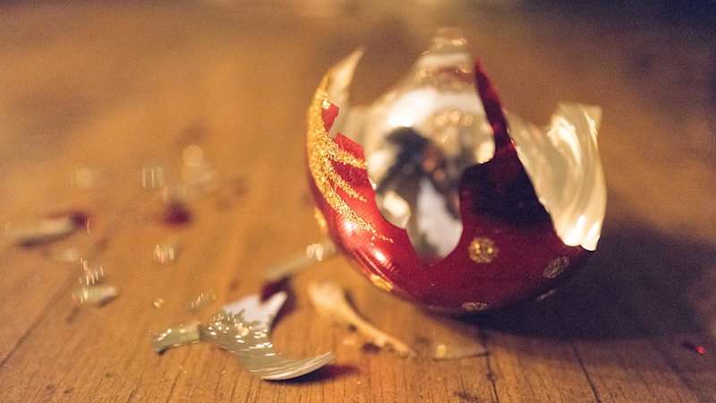 How to navigate difficult conversations this holiday season