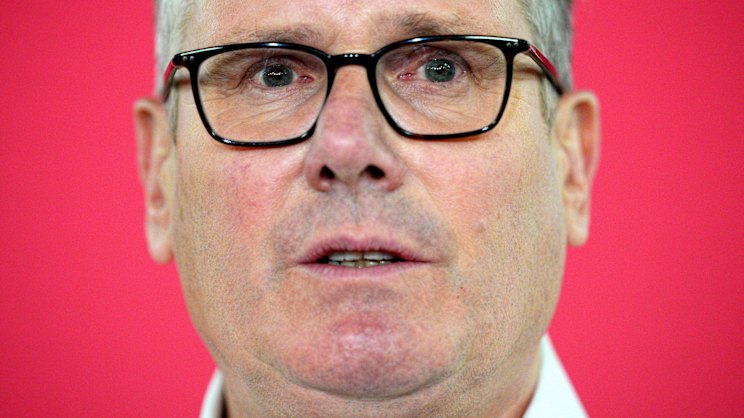 Starmer Says He Will Not Resign After Labour MPs Call for Leadership Change