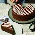 Would it even be an Australian mud cake without that signature white squiggle?