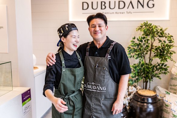 Co-owners Jiwon 