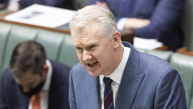 Workplace Relations Minister Tony Burke debated the federal opposition in Parliament over the abolition of the ABCC.