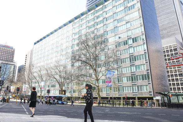 The MLC building was the largest office block in NSW when it was built in 1957. 