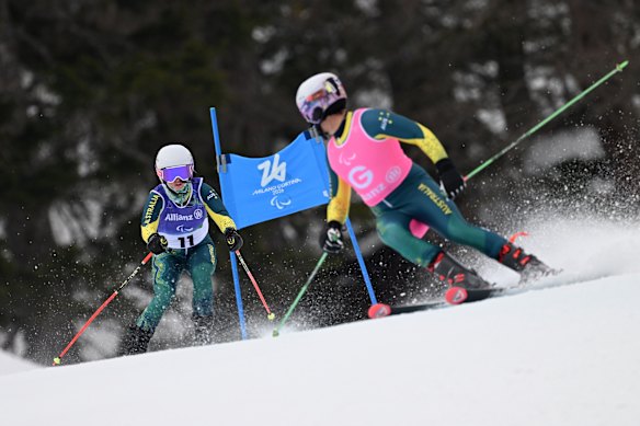Georgia Gunew and her guide Ethan Jackon, compete in the women’s giant slalom.