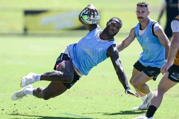 Suliasi Vunivalu in training for the Wallabies.