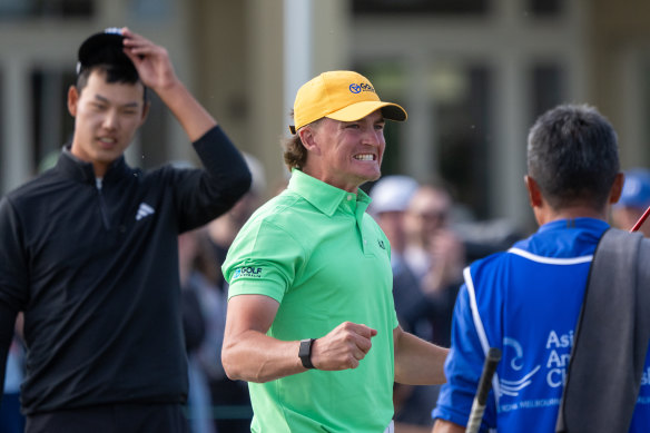 Jasper Stubbs celebrates his Asia-Pacific Amateur win at Royal Melbourne, booking his ticket to The Masters and The Open.