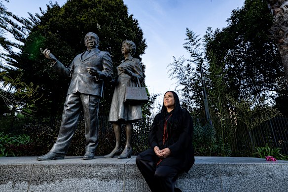 Former Co-Chair of the First Peoples Assembly of Victoria Ngarra Murray. The Assembly worked for ten years negotiating the groundbreaking Victorian Treaty, Australia’s first. LNP and Opposition Leader Jess Wilson says that will repeal the Victorian Treaty if they win Government in the November Election. Murray in front of the statue to Sir Doug and Lady Gladys Nicholls, her two times Grandparents.