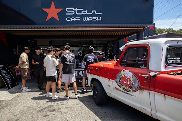 Hatz Off BBQ, Taren Point. 