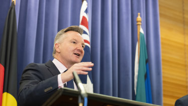 Labor climate spokesman Chris Bowen said the policy would see 82 per cent of electricity coming from renewable sources by 2030.