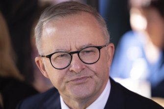 Opposition Leader Anthony Albanese made his first major campaign blunder on Monday. 