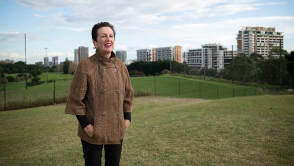 Sydney lord mayor Clover Moore has renewed her push for Moore Park Golf Course to be reduced to nine holes.