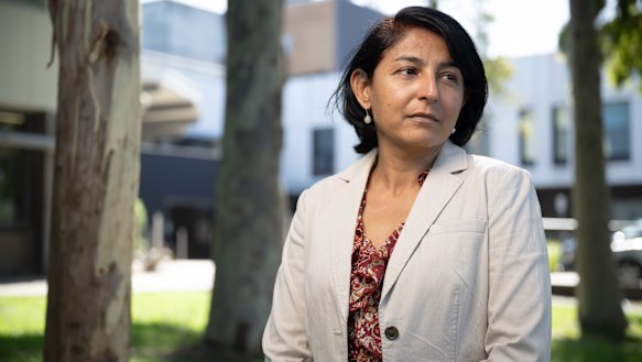 Resigning public psychiatrist Prachi Brahmbhatt says she could earn $200,000 more working in the public health system interstate.