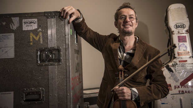 Richard Tognetti is swapping classical for  rock'n'roll in Indies & Idols. 