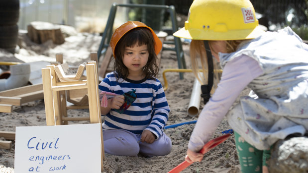 Children at Windermere Early Learning Centre & Kindergarten solve problems in their imaginary Playworld.