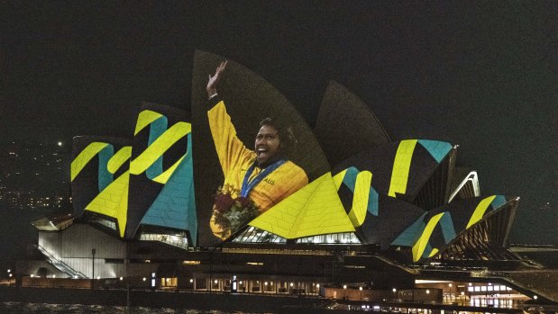 Cathy Freeman won the gold medal in the 400m race in the Sydney Olympics.