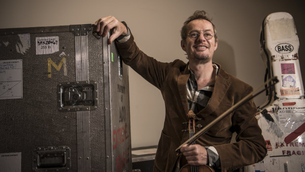Richard Tognetti is swapping classical for  rock'n'roll in Indies & Idols. 