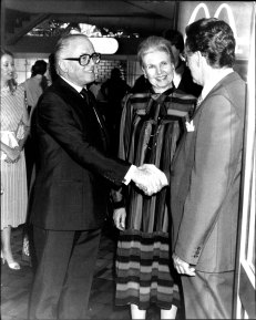 Sir Richard & Lady Attenborough at the Gandhi premiere at Hoyts, March 8, 1983.